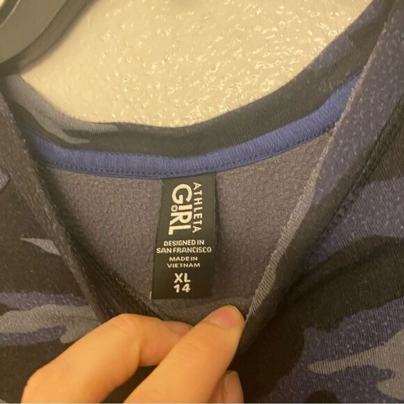 ATHLETA GIRL Cozy Cross Your Fingers Sweatshirt navy blue Camo modal XL 14 - Picture 5 of 10